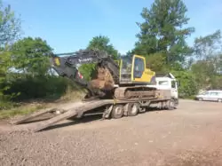 послуги евакуаторів, маніпуляторів, тралів : Львів, область, Україна