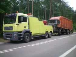 послуги евакуаторів, маніпуляторів, тралів : Львів, область, Україна