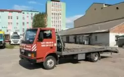 послуги евакуаторів, маніпуляторів, тралів : Львів, область, Україна